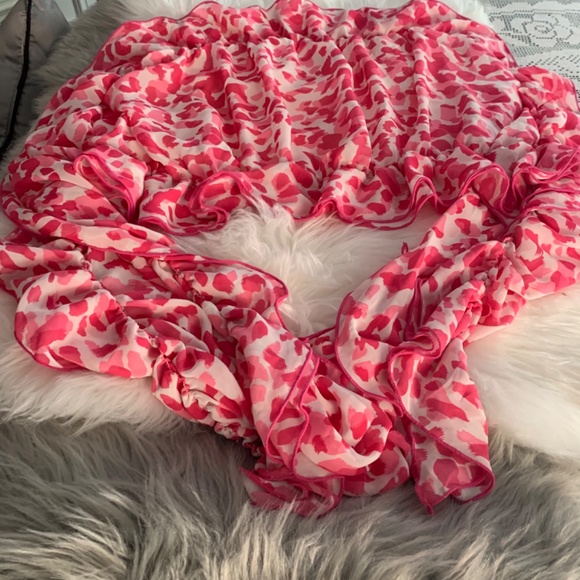 Long, Ruffled SCARF - Picture 2 of 5